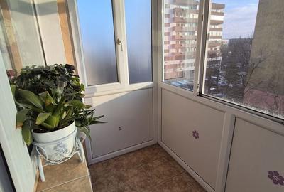 Apartament cu 3 camere semidecomandat în Sud - 2