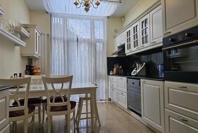 Apartament cu 4 camere semidecomandat, mobilat în Floreasca