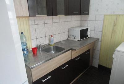 Garsonieră decomandată în Confecții - 5