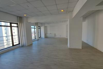 Birou, de 138.14999389648 mp, în Unirii - 18