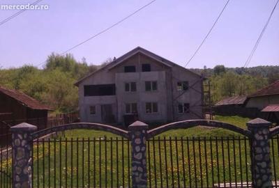 Teren de 25000 mp, în Central