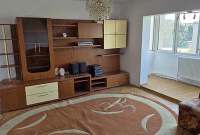 Vand apartament 3 camere zona Miori?a- Arad