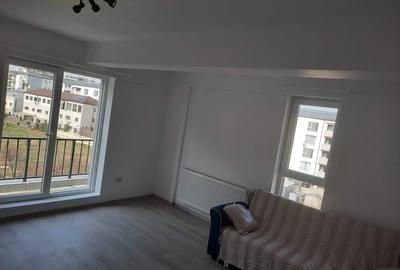 Apartament cu 2 camere decomandat în Theodor Pallady