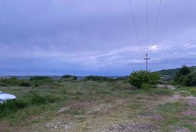Teren de 4500 mp, în Central - 1