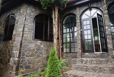 Casă cu 15 camere cu Canalizare în Plaiu Câmpinei - 12