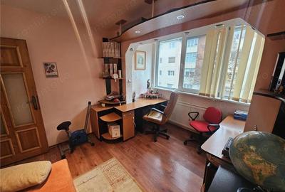 Resita, 4 Cam. Dec., Mobilat+Utilat, Et. 2, Micro 4 - 20