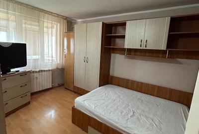 Apartament cu 2 camere decomandat în Micro 19 - 3