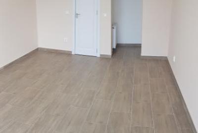 Inchiriez spatiu comercial in cartierul Magnolia pe str. Calea Surii Mici ! - 7