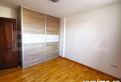 Casă cu 5 camere cu Teren 600 Mp în Central