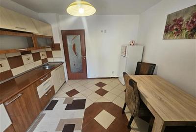 Apartament cu 2 camere decomandat în Micro IV - 20