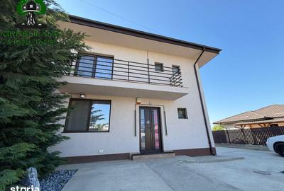 Casă cu 7 camere cu Teren 250 Mp în Valea Lupului - 2