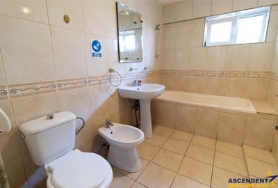 Apartament cu 3 camere decomandat, mobilat în Central - 2