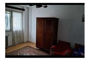 De vanzare Apartament 3 camere  Drumul Taberei - 2
