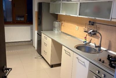 Apartament cu 4 camere decomandat în Central - 7
