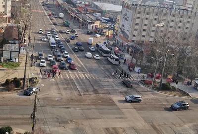 Apartament cu 2 camere decomandat în City Park Mall - 3