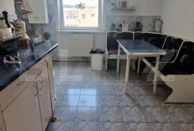 Apartament de vanzare, cu 4 camere, 91 mp, zona-Astra - 2
