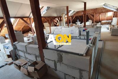 Apartament cu 7 camere decomandat în Cetate - 2