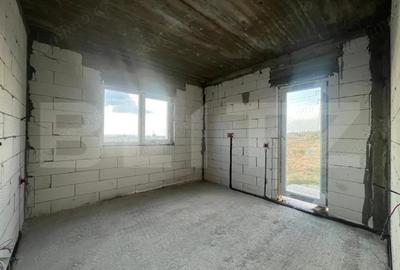 Casă cu 3 camere cu Teren 202 Mp în Central - 10