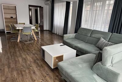 Apartament cu 2 camere decomandat în Dacia