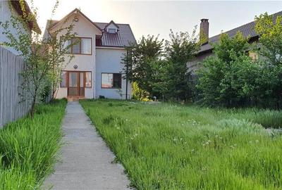 Casă cu 4 camere în Odaia Manolache - 2