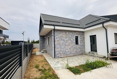 Casă individuală cu 8 camere cu Canalizare în Domnești - 3