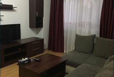 Apartament cu 2 camere decomandat, mobilat în Tei