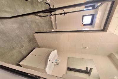 Spațiu comercial, de 100 mp, în Micro 17 - 2