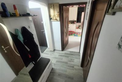 Apartament de vanzare 3 camere decomandat Mioritei/Bradului - 5