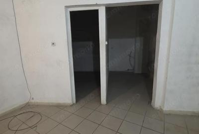 Spațiu comercial, de 122 mp, în Tineretului - 5