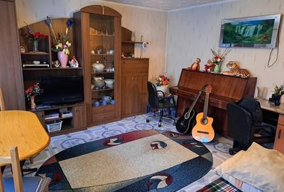 Casă cu 3 camere cu Canalizare în Central - 4