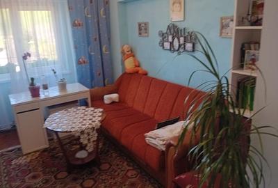 Apartament cu 3 camere decomandat în 1 Mai - 3