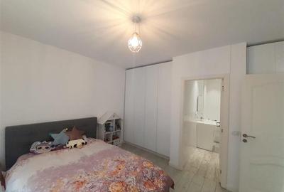 Casă cu 5 camere cu Teren 400 Mp în Lețcani - 15