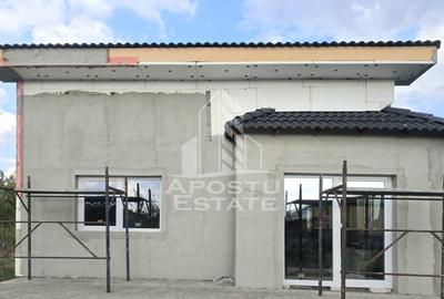 Vila, la rosu, de vanzare, in Sofronea, jud. Arad. - 2