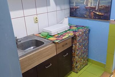 Garsonieră semidecomandată în UTA - 1