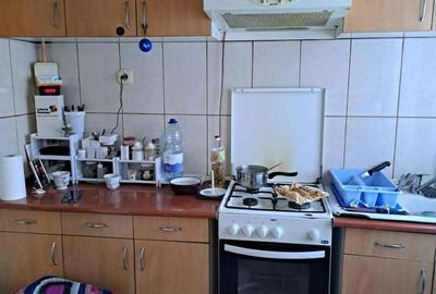 Apartament cu 3 camere decomandat în Micro 15 - 5
