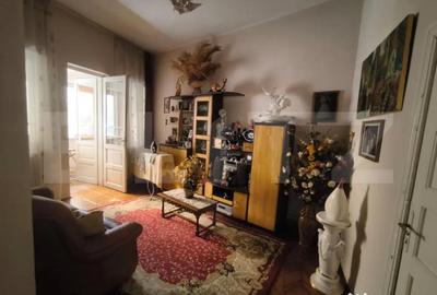 Casă cu 9 camere cu Teren 416 Mp în Central - 7
