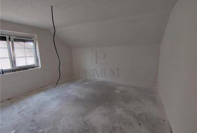 Duplex cu 4 camere cu Canalizare în Moșnița Veche - 5