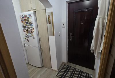 Apartament cu 2 camere decomandat în Micro 5 - 1