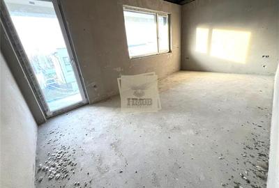 Casa la alb 2 bai 2 balcoane si curte 170 mp in Sibiu - 3