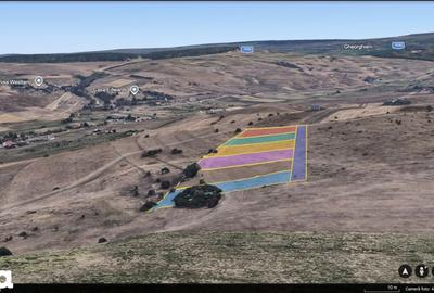Teren de 9000 mp, în Sopor - 17
