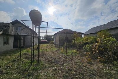 Casă cu 3 camere cu Teren 2300 Mp în Cioroiașu - 2