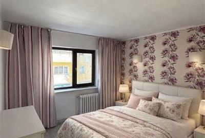 Apartament cu 3 camere decomandat, mobilat în Central