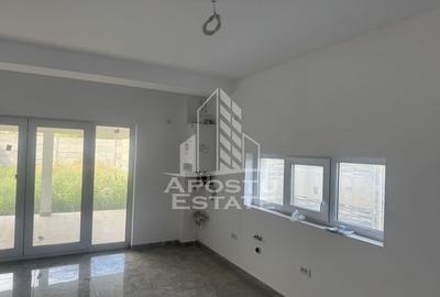 Dupex pozitie foarte buna in Giarmata Mare - 3