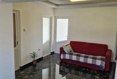 Casă cu 3 camere cu Teren 862 Mp în Central - 2