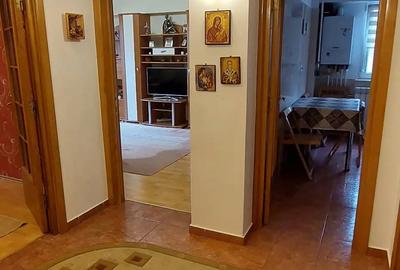 Inchiriere apartament 2camere - 2