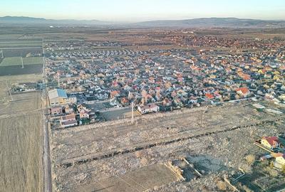 Teren intravilan cu Autorizatie de Construire - 21