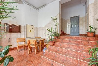 Unirii - Negru Voda, apartament 2 camere spatios, nemobilat, 70 mp. - 13