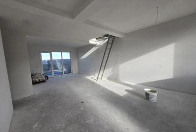 Triplex 3 camere, 2 locuri de parcare, Sananadrei - 7