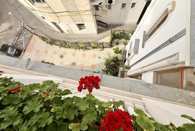 Casă individuală cu 16 camere cu Canalizare în P-ța Unirii - 17