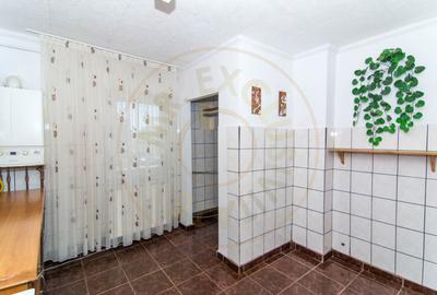 Apartament cu 3 camere decomandat în Central - 10